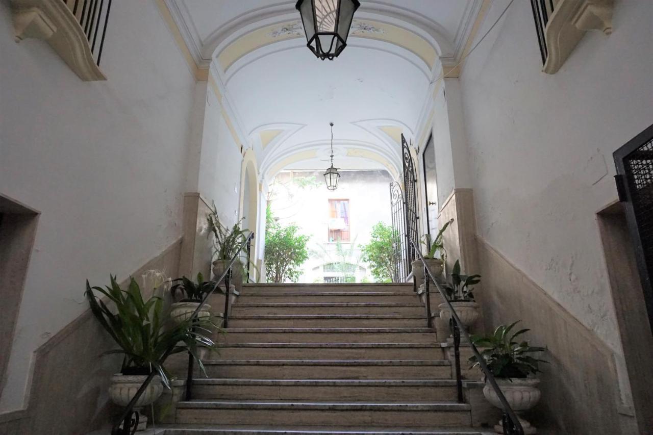 Elegante Appartamento Centro Storico Catania Exterior photo